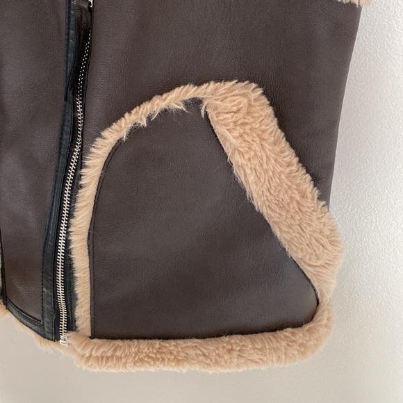 Express Faux Fur Leather Vest - XS - Picture 5 of 16